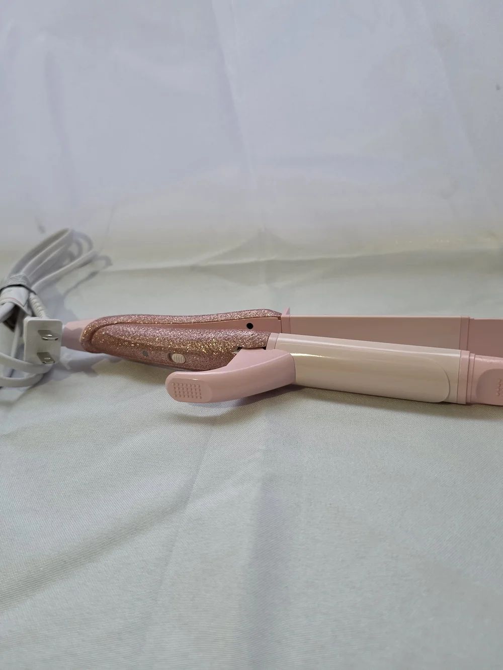 The Beachwaver Co. Clamp & Curl 2-in-1 Styling Iron - Pink Glitter ✨